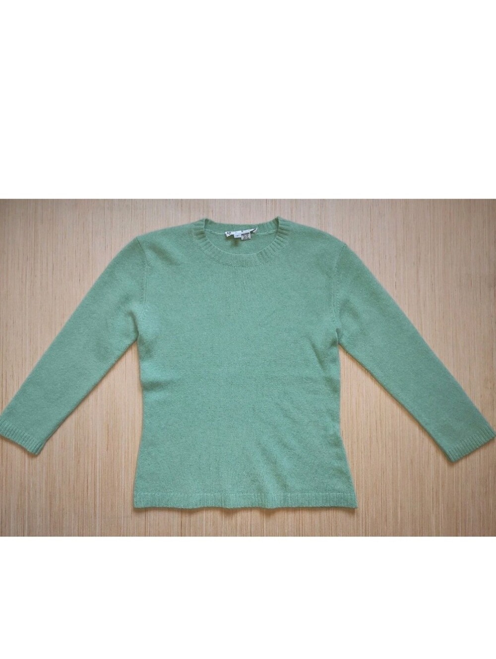 MAD M.A.D. 100% Cashmere Pullover Sweater Green Knit 3/4 Sleeve Mint Crew Neck M - Picture 2 of 16